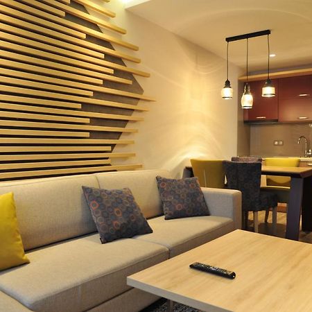 Pansion Winter Hotel ยาโฮรินา ภายนอก รูปภาพ