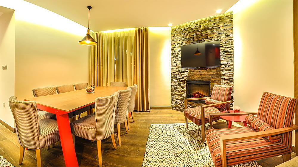 Pansion Winter Hotel ยาโฮรินา ภายนอก รูปภาพ