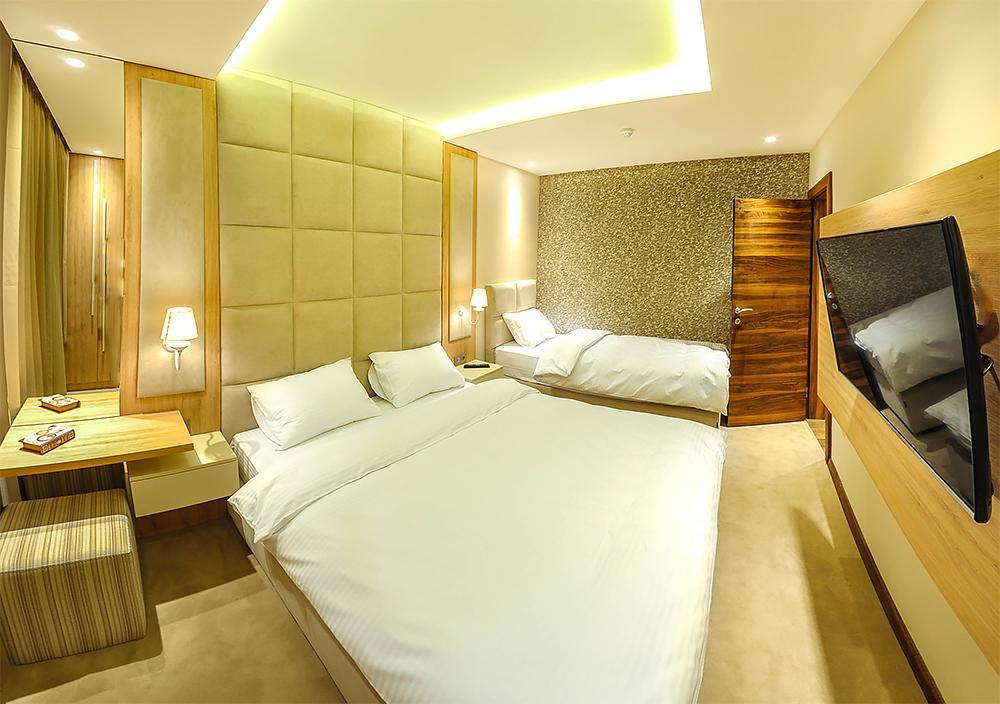 Pansion Winter Hotel ยาโฮรินา ภายนอก รูปภาพ